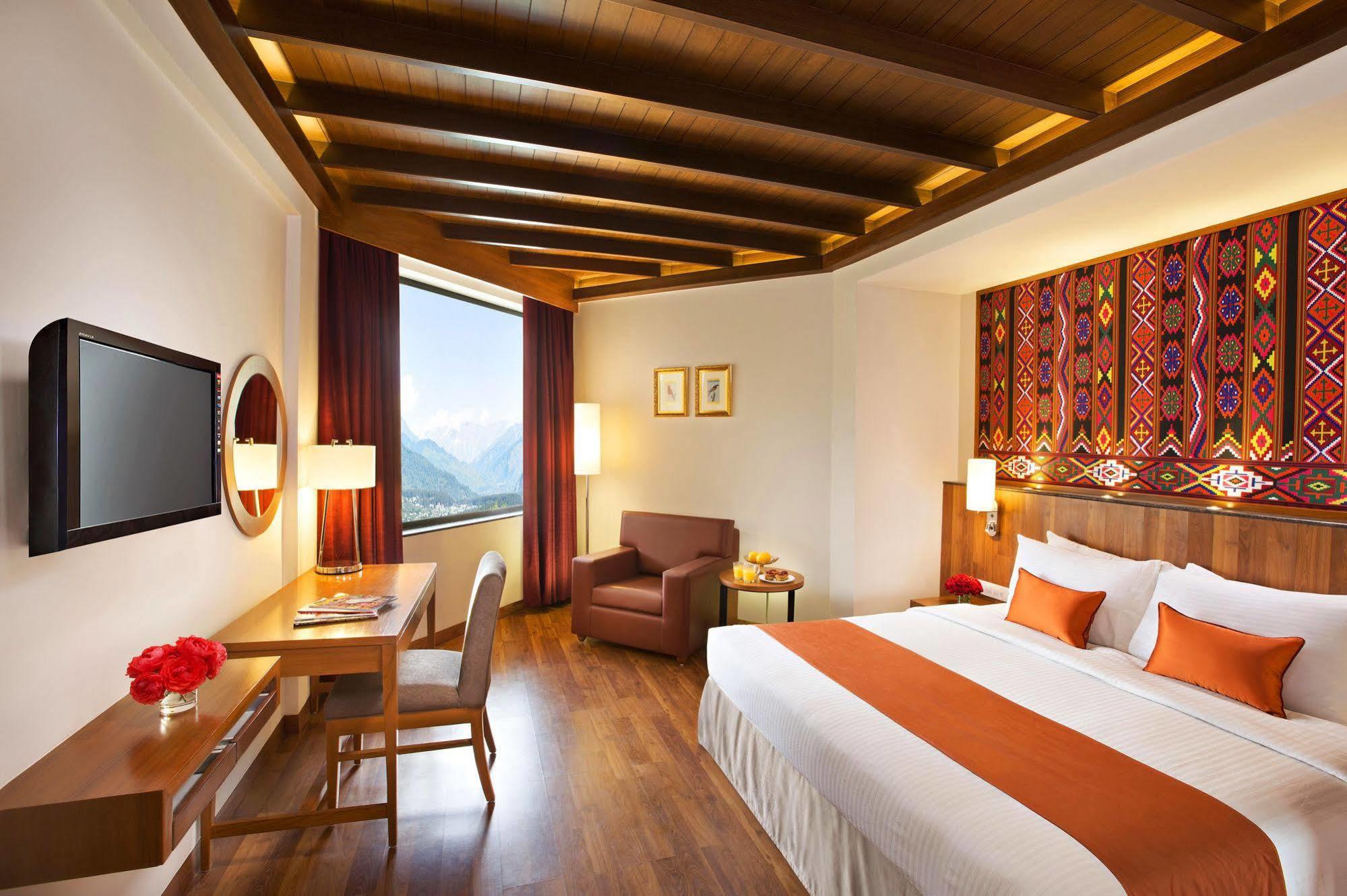 Hotel Sterling Manali Zewnętrze zdjęcie