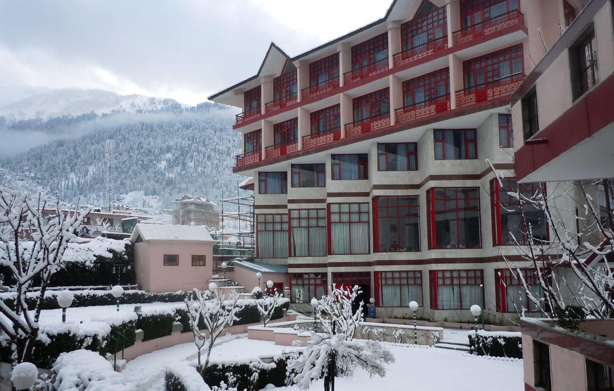 Hotel Sterling Manali Zewnętrze zdjęcie